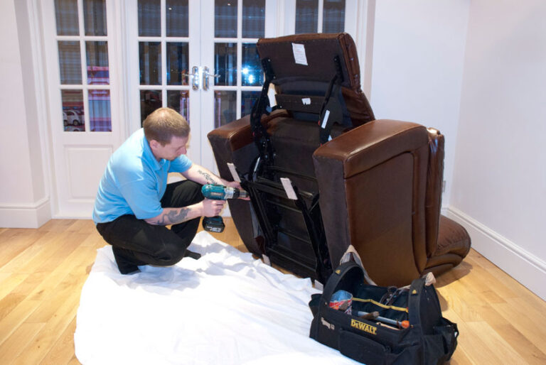 Benefits of Getting Sofa Repair Services for Homei
