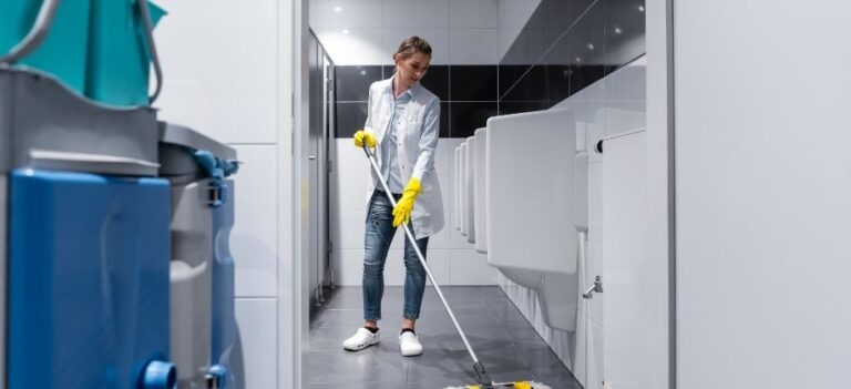 Why are commercial cleaning services popular in Perth?